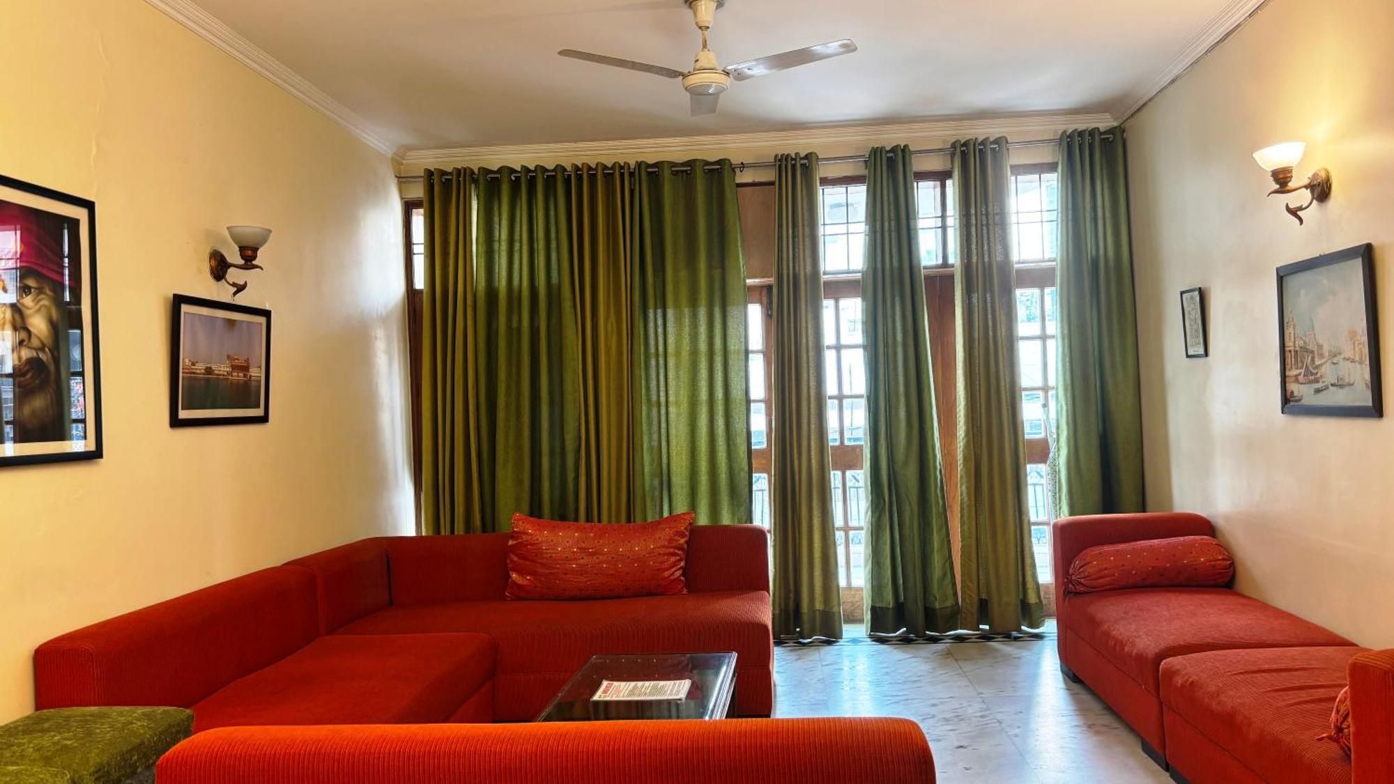 อันเดอร์ มาย รูฟ กรีนพาร์ค Bed & Breakfast นิวเดลี ภายนอก รูปภาพ