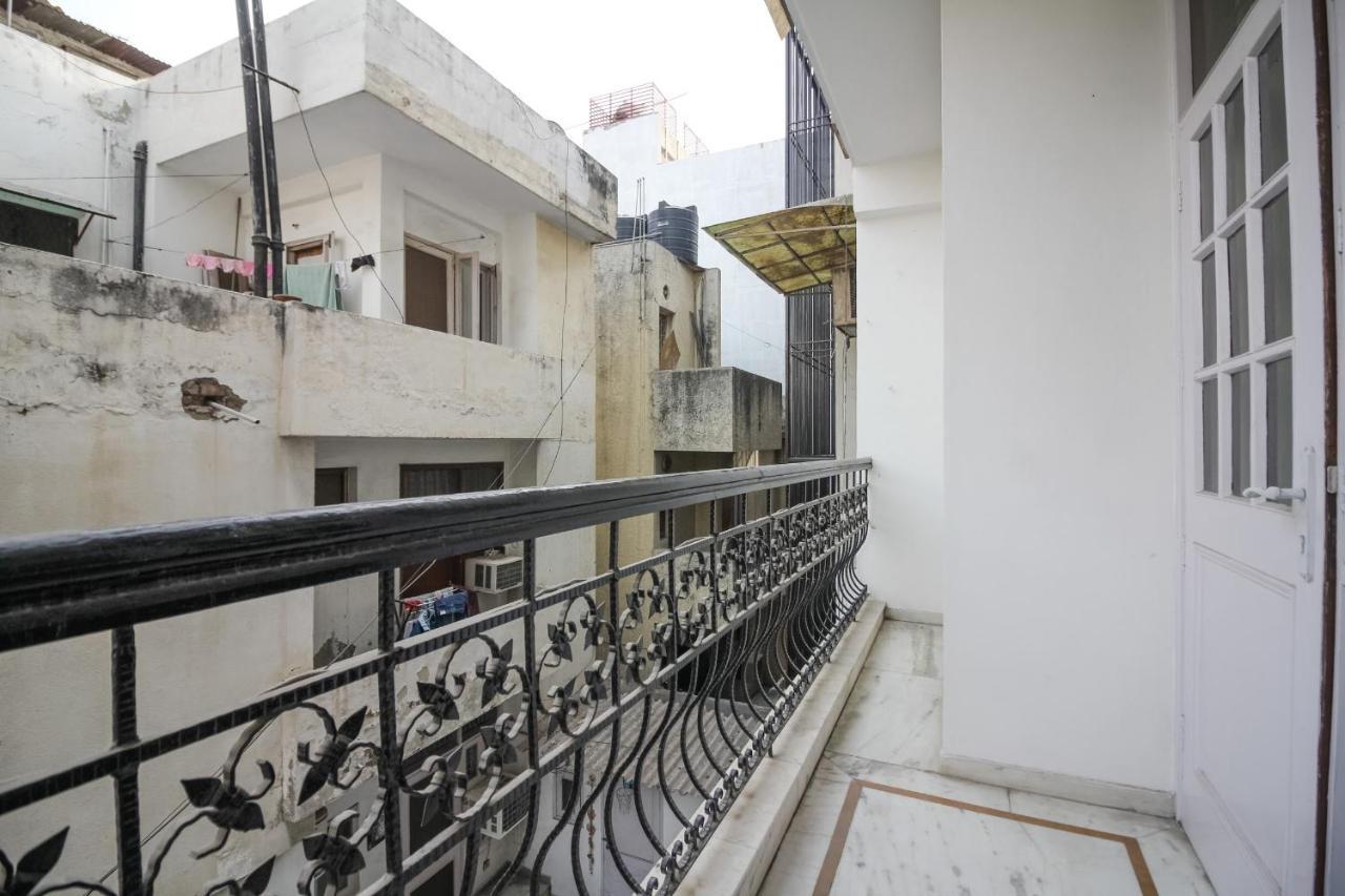 อันเดอร์ มาย รูฟ กรีนพาร์ค Bed & Breakfast นิวเดลี ภายนอก รูปภาพ