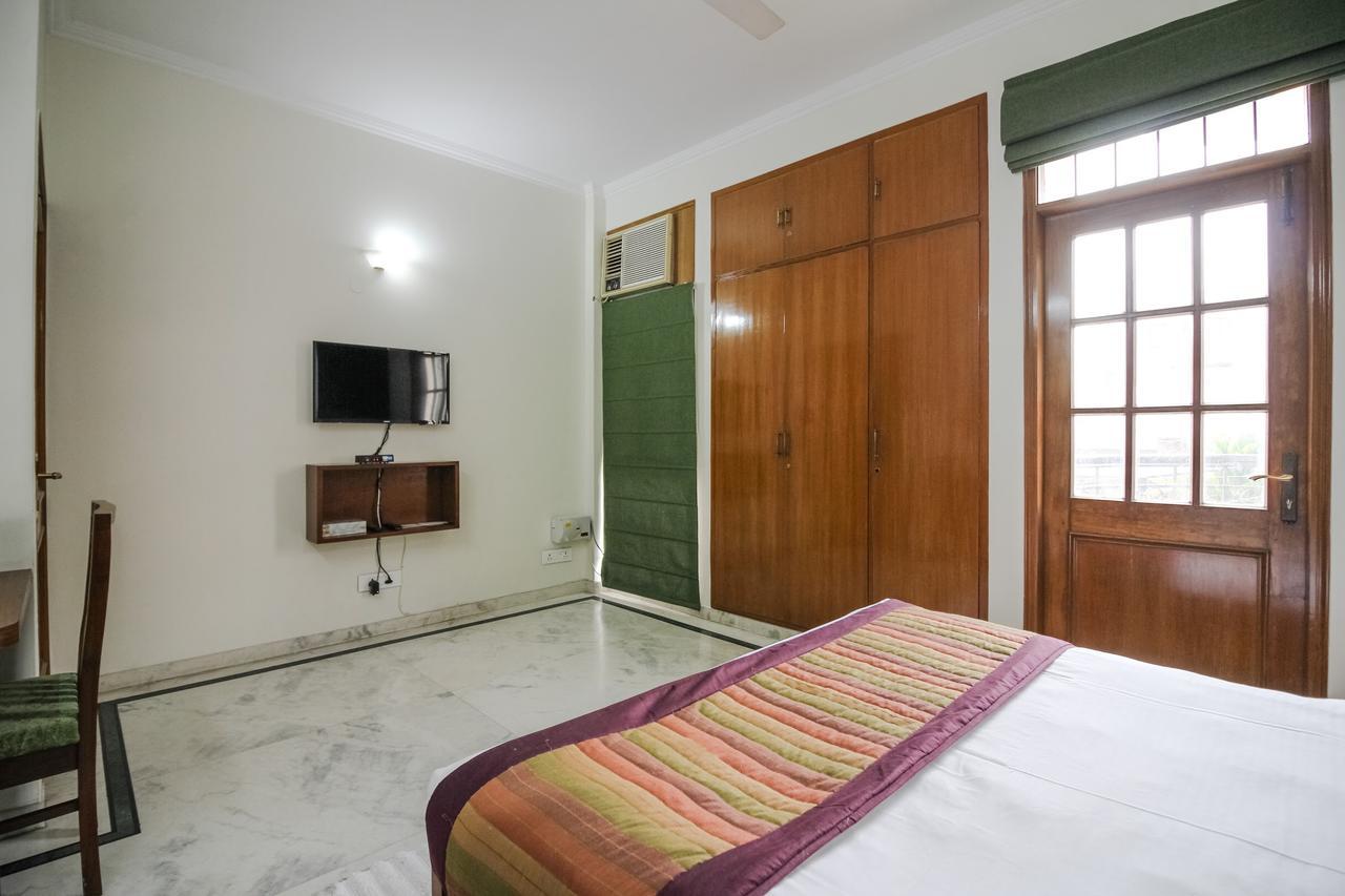 อันเดอร์ มาย รูฟ กรีนพาร์ค Bed & Breakfast นิวเดลี ภายนอก รูปภาพ