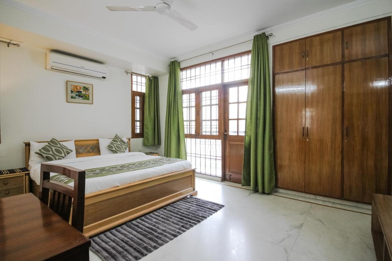 อันเดอร์ มาย รูฟ กรีนพาร์ค Bed & Breakfast นิวเดลี ภายนอก รูปภาพ